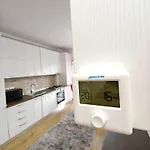 Apartmán Park Near Iulius Mall, Wi-fi, Walk-in Showe *
