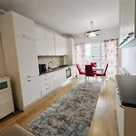 Park Near Iulius Mall, Wi-fi, Walk-in Showe *