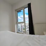 Park Near Iulius Mall, Wi-fi, Walk-in Showe Apartmán