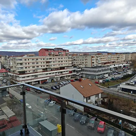 Park Near Iulius Mall, Wi-fi, Walk-in Showe *